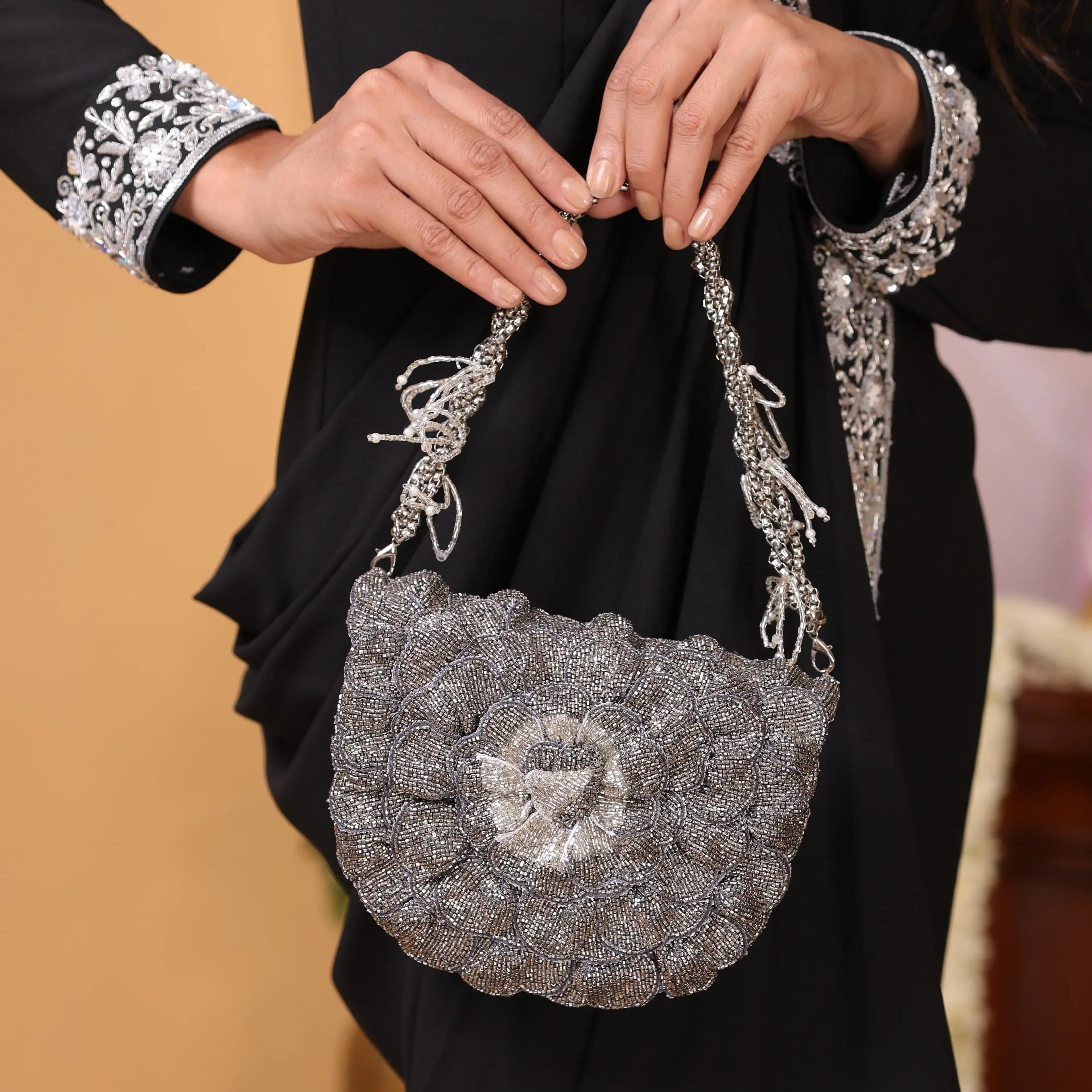 FRIDA FLAP BAG