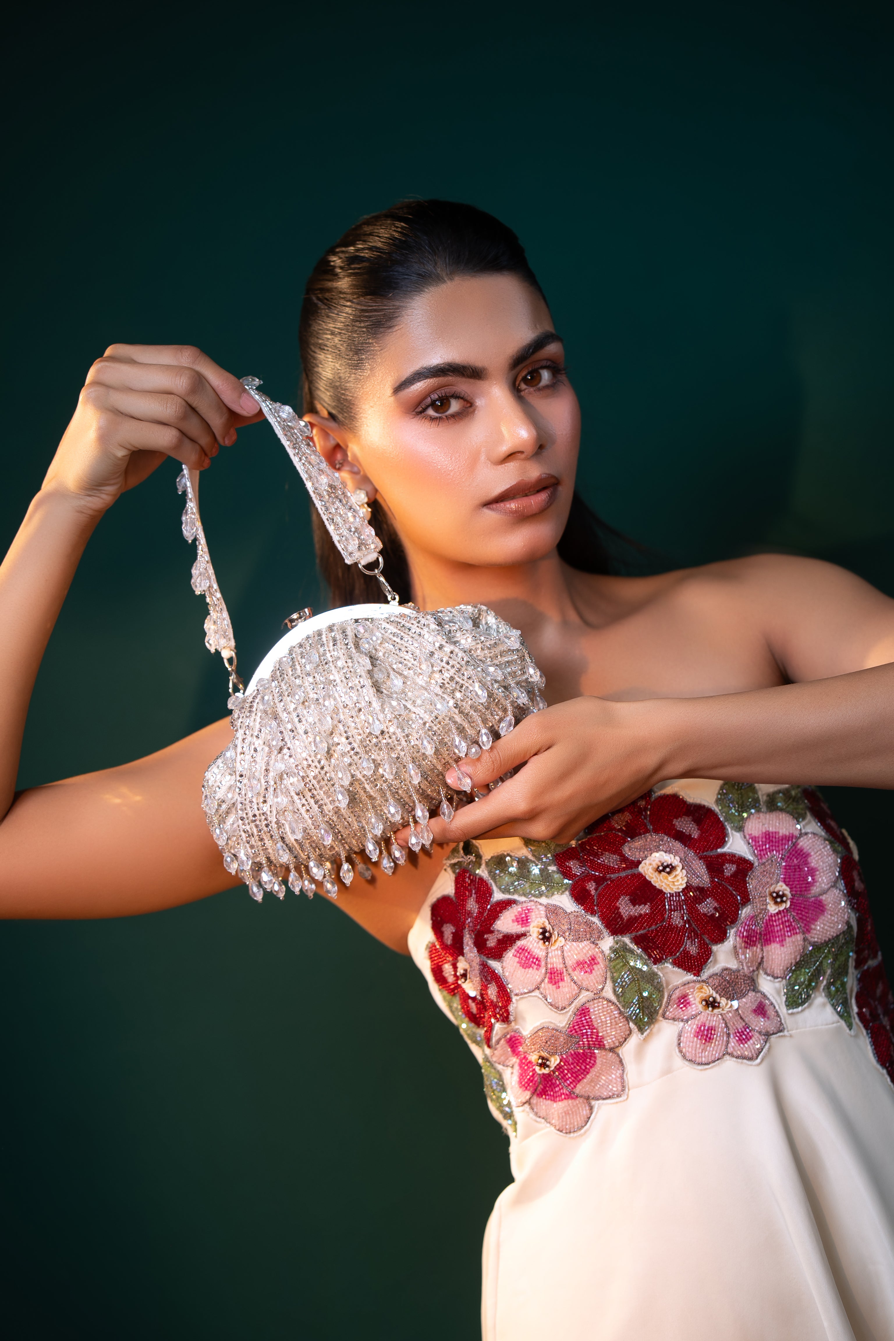 RAYA GOLDEN BATUA POTLI BAG
